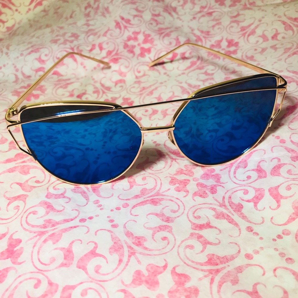 Women sunglasses
